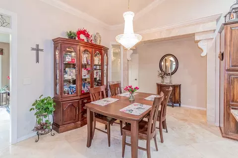 Dining - 4731 Westbrook Ct, Appleton, WI 54913 photo 3 of 7