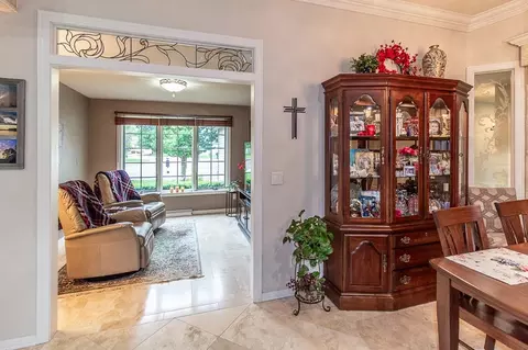 Entry Way - 4731 Westbrook Ct, Appleton, WI 54913 photo 3 of 5