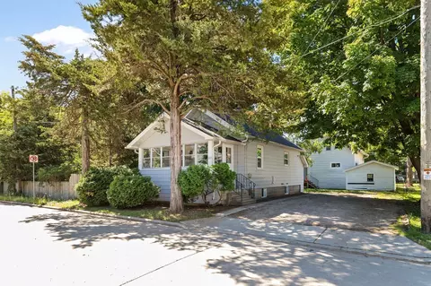 411 Marston Pl, Oshkosh, WI 54901