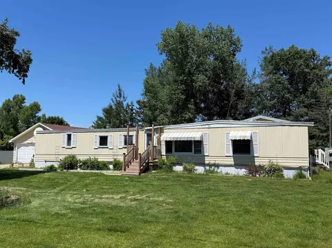 W6648 Sunset Dr .5 Road, Menominee, MI 49858