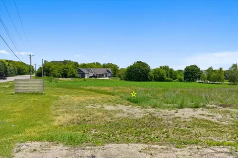 green bay road, Kaukauna, WI 54130
