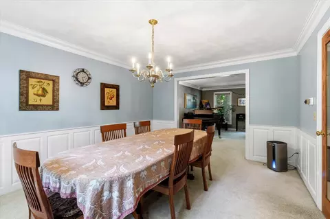 Dining - 1837 S Lee St, Appleton, WI 54915 photo 2 of 3