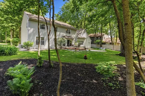 Exterior - 1837 S Lee St, Appleton, WI 54915 photo 5 of 5
