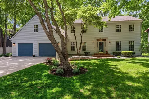1837 S Lee St, Appleton, WI 54915