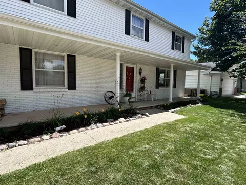Exterior - 2024 N Eugene St, Appleton, WI 54914 photo 5 of 21