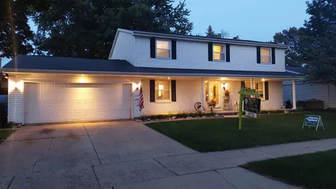 Exterior - 2024 N Eugene St, Appleton, WI 54914 photo 2 of 21