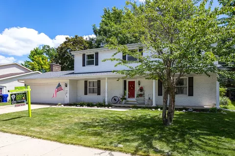 Exterior - 2024 N Eugene St, Appleton, WI 54914 photo 4 of 21