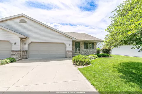 w2759 Brookhaven Drive, Appleton, WI 54915