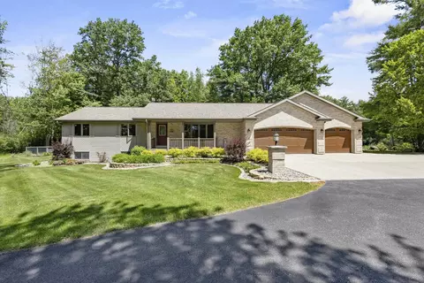 w2384 Sequin Road, Marinette, WI 54143