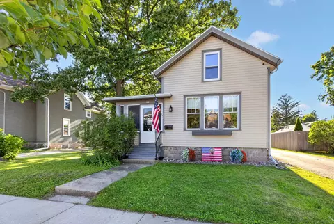 669 Boyd St, Oshkosh, WI 54901