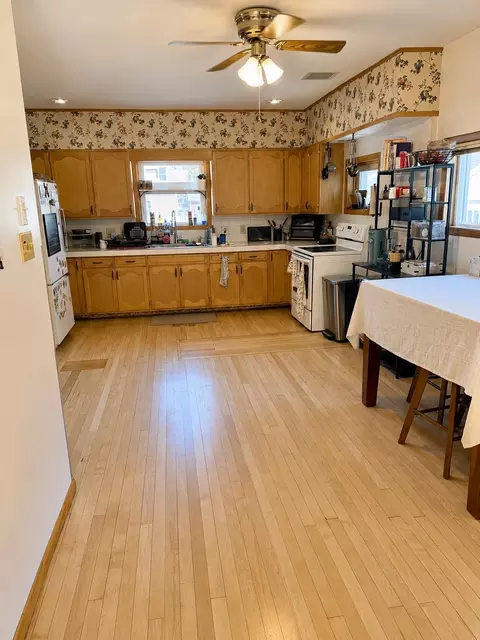 Kitchen - 722 Wright St, Oshkosh, WI 54901 photo 2 of 3