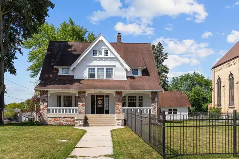 105 N State St, Chilton, WI 53014