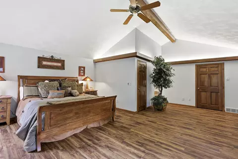 Bedroom - w2530 Brookhaven Drive, Appleton, WI 54915 photo 2 of 7