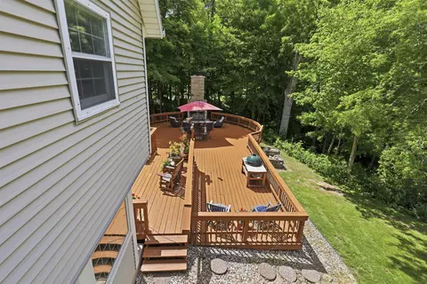 Exterior - w2530 Brookhaven Drive, Appleton, WI 54915 photo 16 of 21