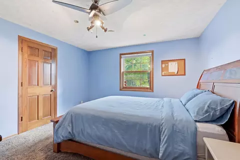 Bedroom - w2530 Brookhaven Drive, Appleton, WI 54915 photo 6 of 7
