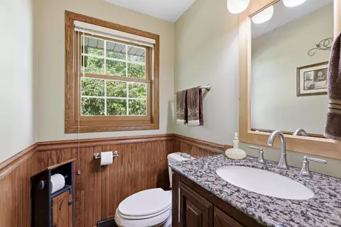 Bath - w2530 Brookhaven Drive, Appleton, WI 54915 photo 1 of 7