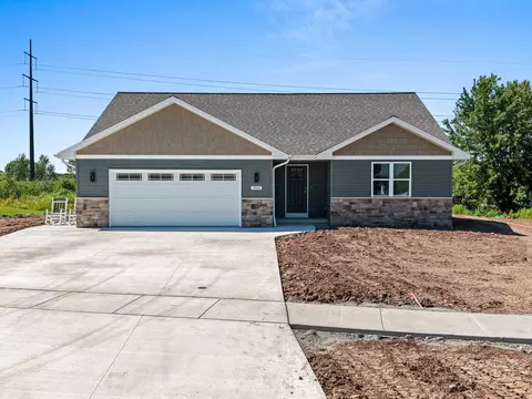 2500 Meadow Rose Ln, De Pere, WI 54115