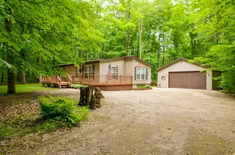13170 County Rd T, White Lake, WI 54491