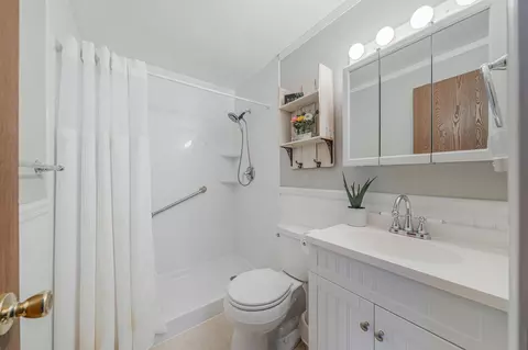 Bath - 3600 E Newberry St, Appleton, WI 54915 photo 1 of 2