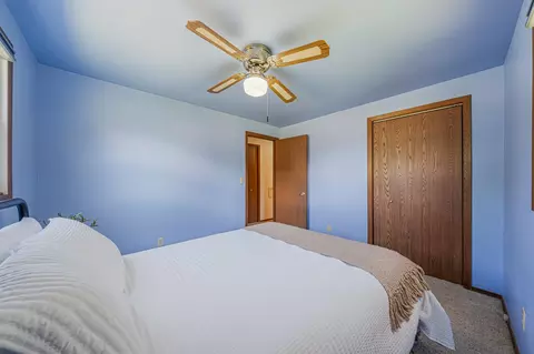 Bedroom - 3600 E Newberry St, Appleton, WI 54915 photo 5 of 7