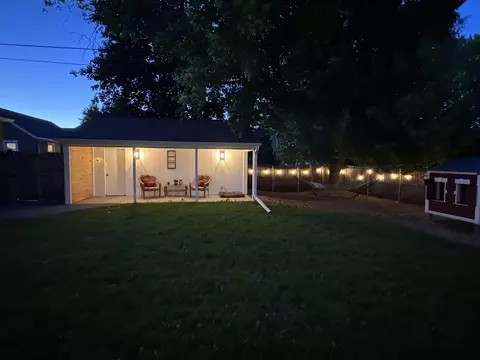 Exterior - 1416 N Kenilworth Ave, Appleton, WI 54911 photo 16 of 16
