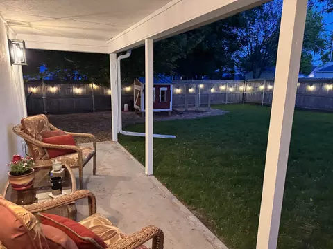 Exterior - 1416 N Kenilworth Ave, Appleton, WI 54911 photo 13 of 16