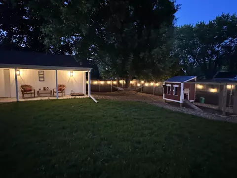 Exterior - 1416 N Kenilworth Ave, Appleton, WI 54911 photo 10 of 16