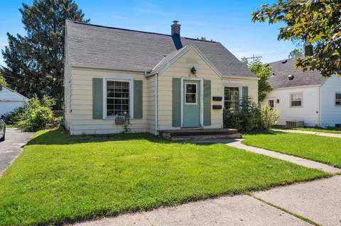Exterior - 2214 N Division St, Appleton, WI 54911 photo 5 of 13