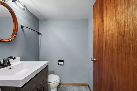 Bath - 2214 N Division St, Appleton, WI 54911 photo 4 of 5