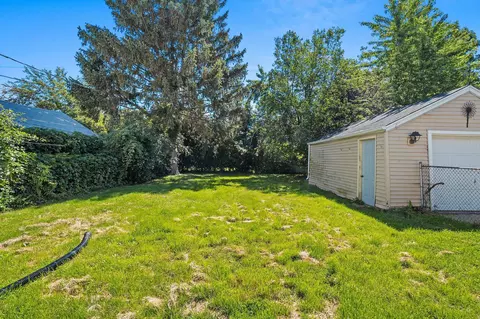 Exterior - 2214 N Division St, Appleton, WI 54911 photo 2 of 13