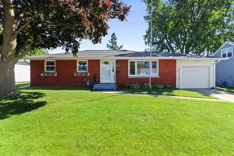 1531 9th St, Green Bay, WI 54304