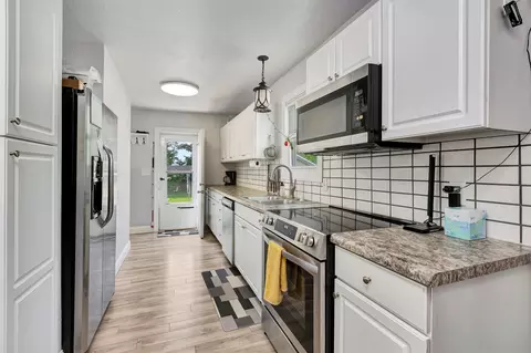 Kitchen - 707 E Dall St, Appleton, WI 54911 photo 1 of 3