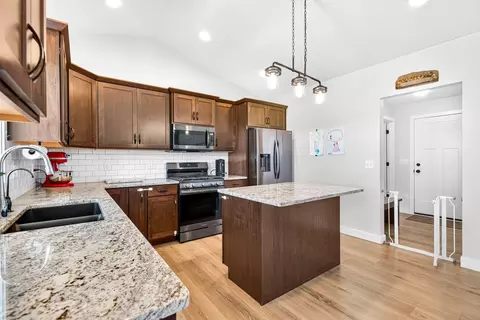 Kitchen - 3411 E Aquamarine Ave, Appleton, WI 54913 photo 2 of 4
