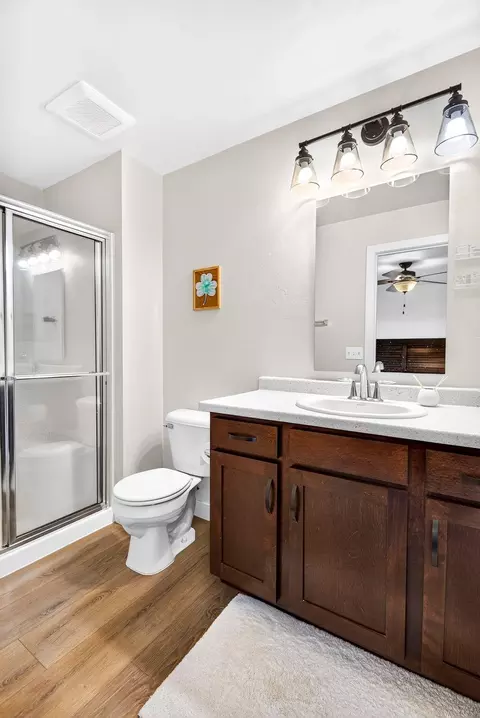 Bath - 3411 E Aquamarine Ave, Appleton, WI 54913 photo 1 of 4