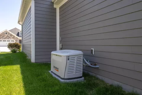 Exterior - 2263 E Baldeagle Dr, Appleton, WI 54913 photo 7 of 12