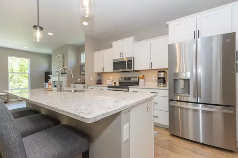 Kitchen - 2263 E Baldeagle Dr, Appleton, WI 54913 photo 6 of 6