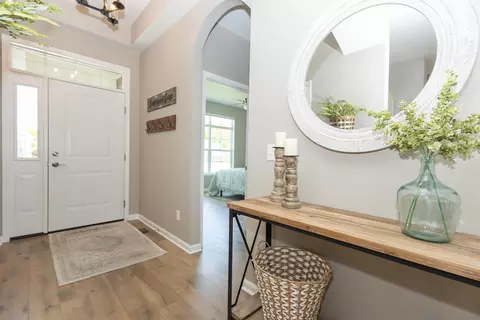 Entry Way - 2263 E Baldeagle Dr, Appleton, WI 54913 photo 1 of 3