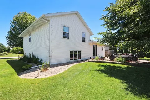Exterior - n9443 Handel Drive, Appleton, WI 54915 photo 18 of 18