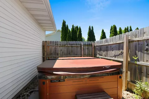 Exterior - n9443 Handel Drive, Appleton, WI 54915 photo 14 of 18