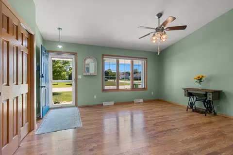 Living - n9443 Handel Drive, Appleton, WI 54915 photo 1 of 4