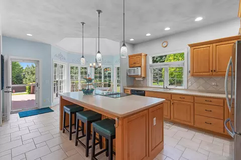 Kitchen - 421 E Sheffield Ln, Appleton, WI 54913 photo 3 of 7