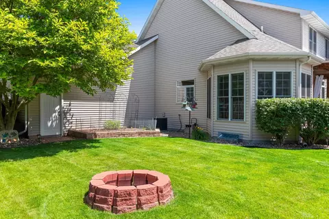Exterior - 421 E Sheffield Ln, Appleton, WI 54913 photo 7 of 18