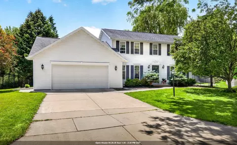 27 Lamplighter Ct, Appleton, WI 54914