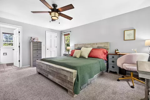 Bedroom - 27 Lamplighter Ct, Appleton, WI 54914 photo 9 of 9