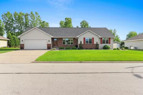 1172 Lansdale Cir, De Pere, WI 54115