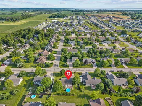 View/Area - w5546 Mutzy Way, Appleton, WI 54915 photo 5 of 6