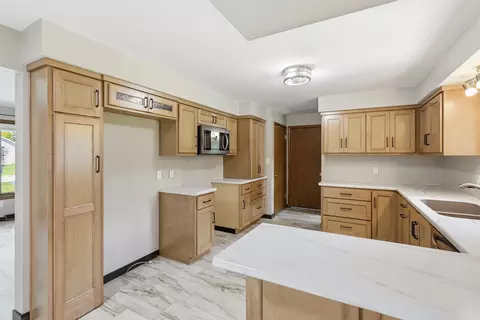 Kitchen - 3517 W Florida Ave, Appleton, WI 54914 photo 3 of 3