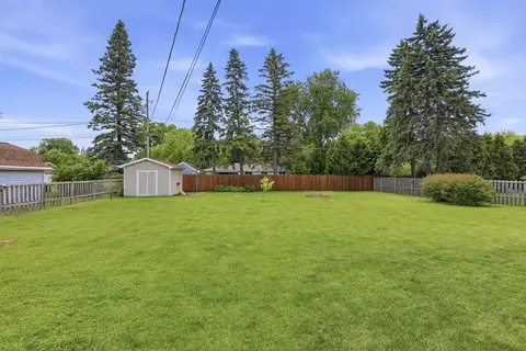 Exterior - 3517 W Florida Ave, Appleton, WI 54914 photo 5 of 6