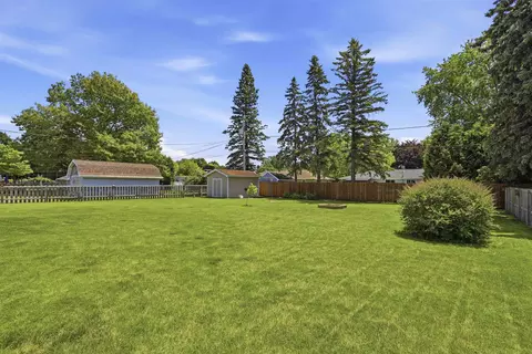 Exterior - 3517 W Florida Ave, Appleton, WI 54914 photo 6 of 6