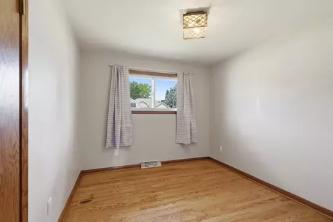 Bedroom - 3517 W Florida Ave, Appleton, WI 54914 photo 1 of 6